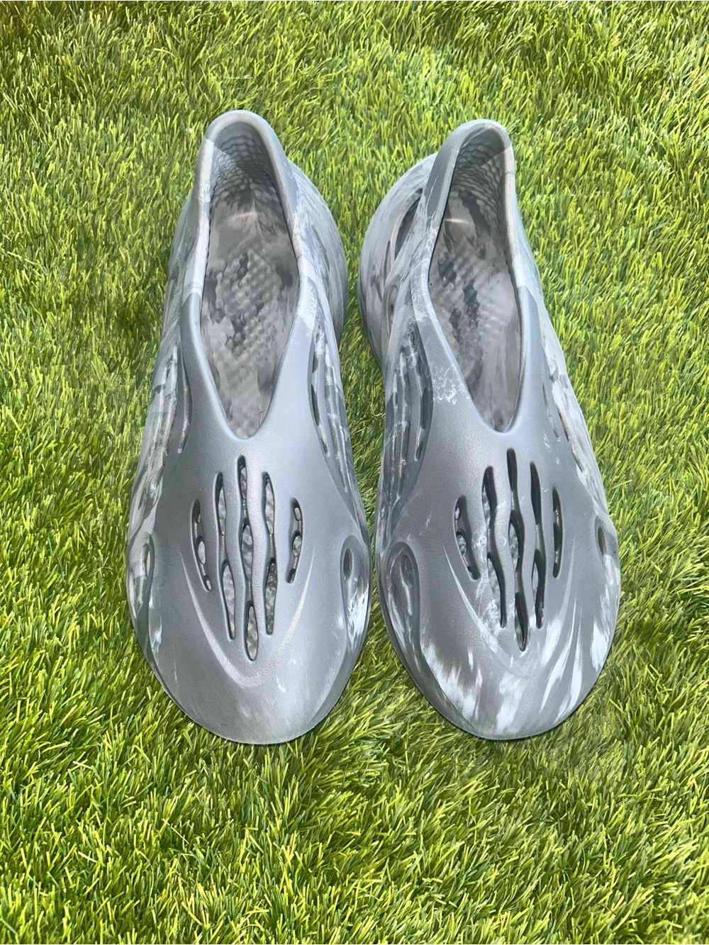 Men’s Yeezy Gray Foam Slip-On Clog
